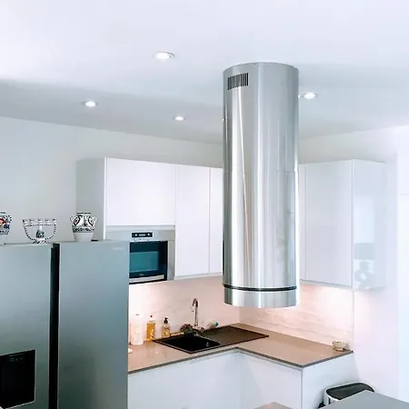 Eiffel Tower Penthouse * Paris